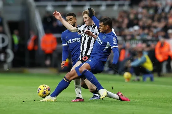 Hai đội Newcastle vs Chelsea với phong độ trái ngược